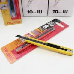 FUIENKO 10 Pcs Tajima Utility Messer Ersatz Klingen Papier Und Büro Messer DIY Kunst Cutter Schreibwaren Schule Werkzeuge Papier Cutter LC303 -Schneidwerkzeug US Store 65280372 4